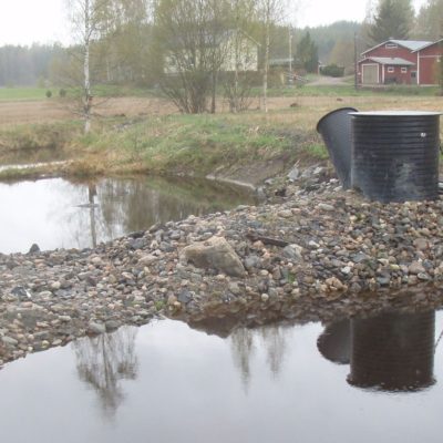 Saloy Oy ja Jita taistelevat yhteistyössä sinilevähaittoja vastaan